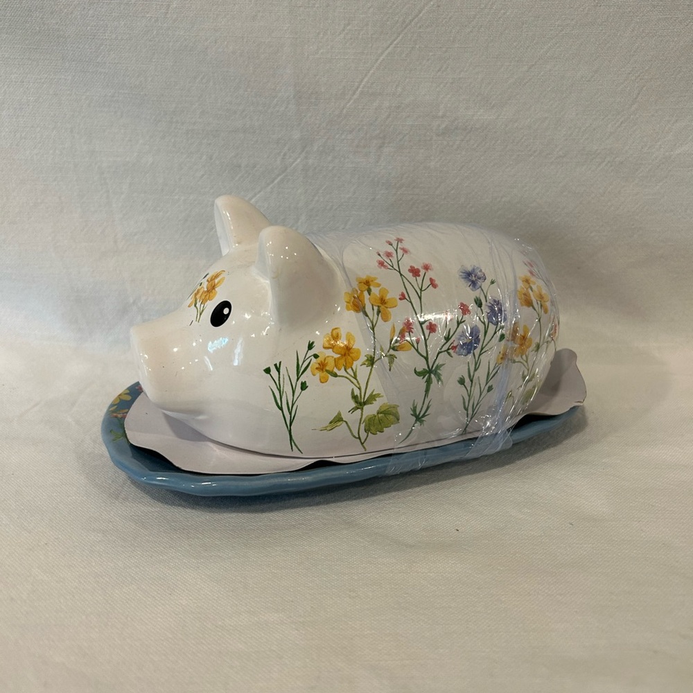 Floral Ceramic Pig Butter Dish - White with Yellow & Blue Flowers